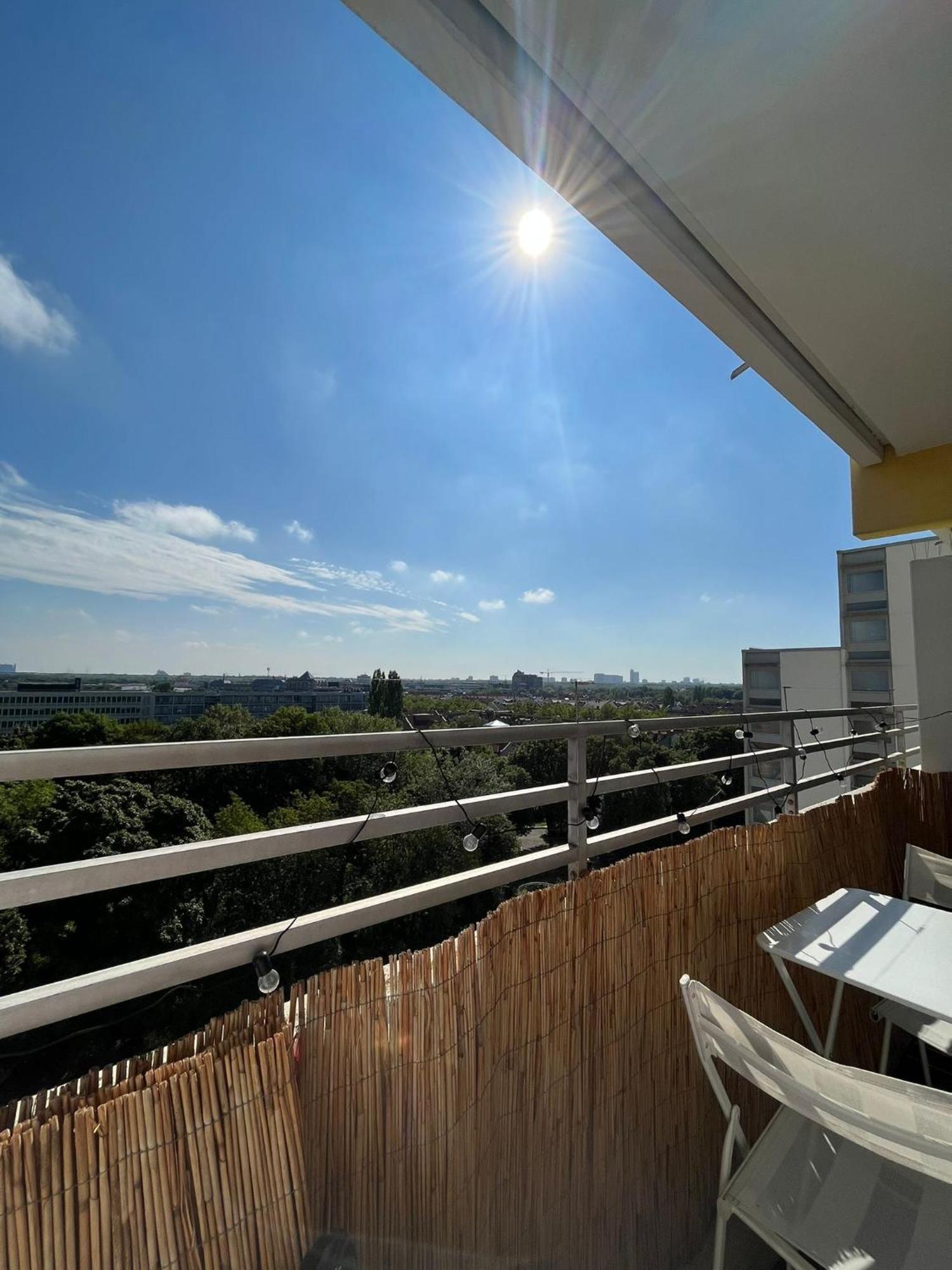 Apartment Great View To Allianz Arena & Free Garage Parking München